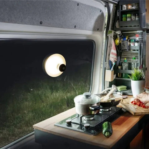 Oplaadbare zuignaplamp