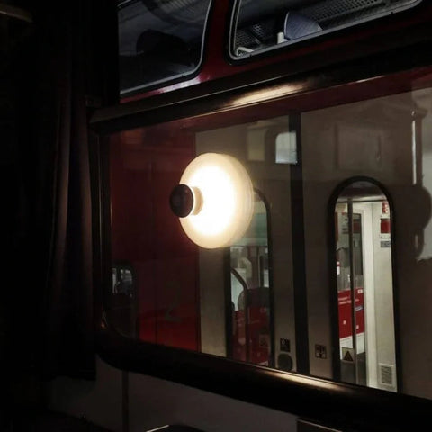 Oplaadbare zuignaplamp
