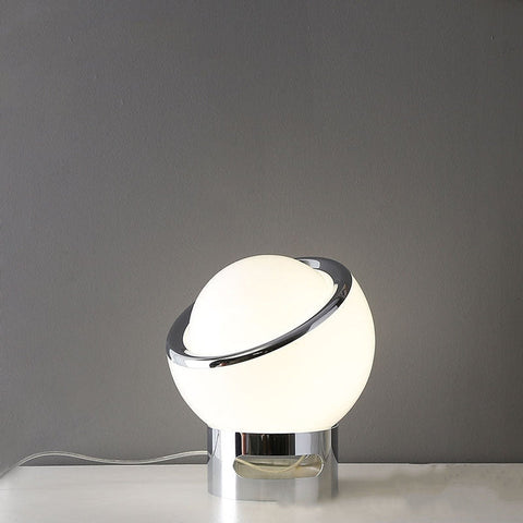 Franse Opaal Bauhaus Tafellamp | Minimalistisch Design | Elegante Glazen Kap voor Moderne Interieurs