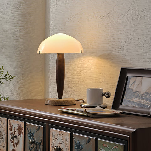 Herman Tafellamp | Artistiek ontwerp geïnspireerd door literaire grootheid
