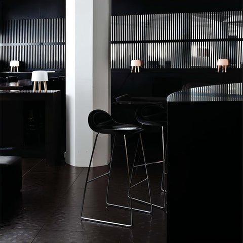 Melk tafellamp | Tijdloos design met verstelbare verlichting