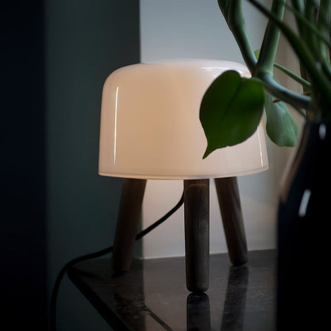 Melk tafellamp | Tijdloos design met verstelbare verlichting