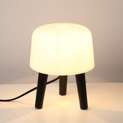Melk tafellamp | Tijdloos design met verstelbare verlichting