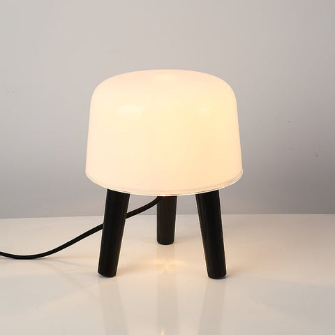 Melk tafellamp | Tijdloos design met verstelbare verlichting