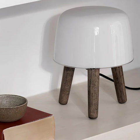 Melk tafellamp | Tijdloos design met verstelbare verlichting