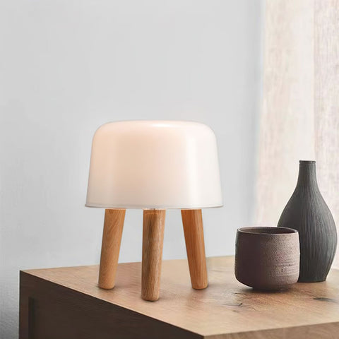 Melk tafellamp | Tijdloos design met verstelbare verlichting