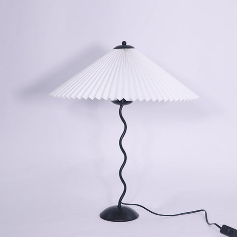 Squiggle tafellamp | Gedurfde esthetiek en zacht licht