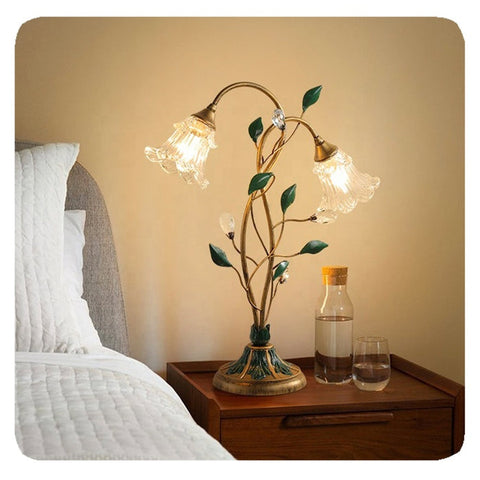 Vintage Franse Bloemen Tafellamp | Elegante Warme Verlichting voor Woondecoratie