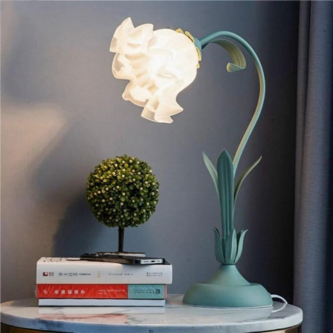 Vintage verstelbare bloemen tafellamp