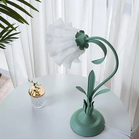 Vintage verstelbare bloemen tafellamp