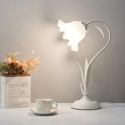 Vintage verstelbare bloemen tafellamp