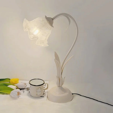 Vintage verstelbare bloemen tafellamp