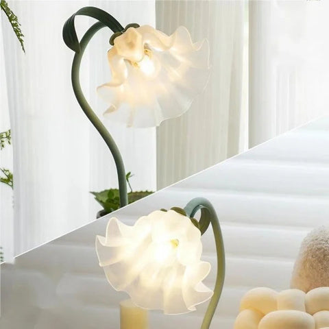 Vintage verstelbare bloemen tafellamp